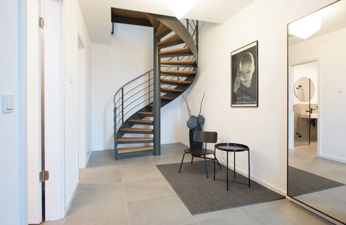 Heppenheim Apartment | Schlossberg Maisonette: Modern accommodation with a view for 4 people