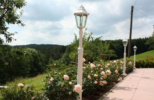 Elzach House | Schlosshof - der Urlaubsbauernhof