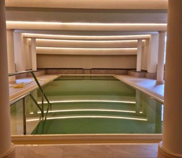 Neustrelitz Hotel | Schlosshotel Neustrelitz