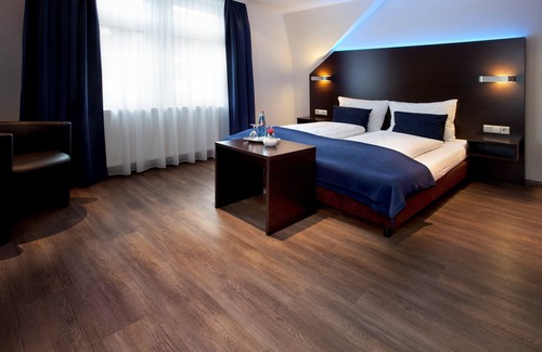 Grenzach-Wyhlen Hotel | Schlotzeria Hotel I Cafe I Eis