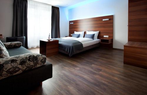 Grenzach-Wyhlen Bed & Breakfast | Schlotzeria Hotel I Café I Eis
