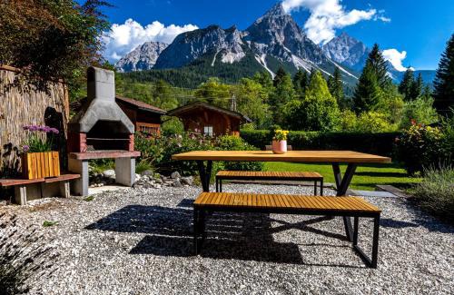 Ehrwald Apartment | Schneehaus Chalet