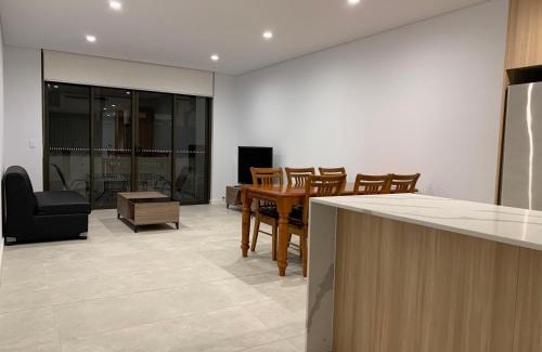 Schofields Apartment | Schofields Brand New 2 Br Apt Parking Privacy