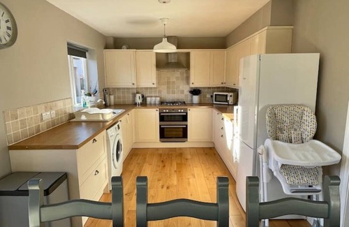 Scarborough House | Scholes Park Drive, by the Seaside