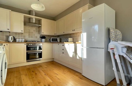 Scarborough House | Scholes Park Drive, by the Seaside