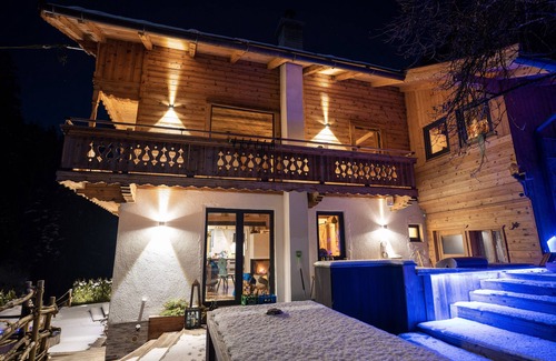 Hopfgarten im Brixental Ski Chalet | Schönbacher Hof with a view of the Hohe Salve