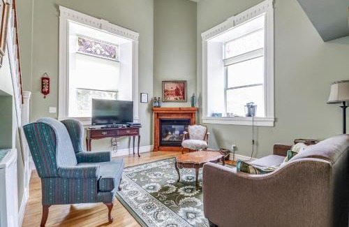 Old Town Historic District Bed & Breakfast | School House Bed and Breakfast C.1859
