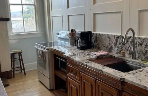 Clarkdale Apartment | Schoolhouse Flat by Verde Train