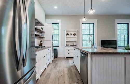Bridgton House | Schoolhouse*Hot Tub*Game Room*Minutes to Lakes*King Beds*Firepit