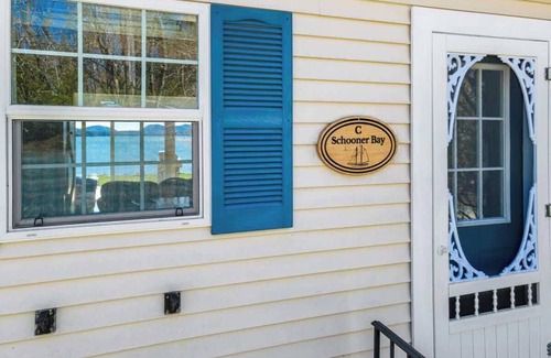 Trenton House | Schooner Bay House Su