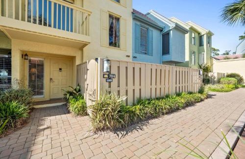 Harbour Town Villa | Schooner Court 704