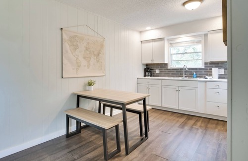 Kimberling City Cabin | Schooner Creek Cabin w/Fishing, Boating & More!