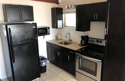Madeira Beach Hotel | Schooner Hotel