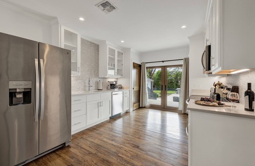Fredericksburg House | Schubert Inn-Main 2Blks to Main