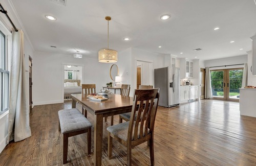Fredericksburg House | Schubert Inn-Main 2Blks to Main