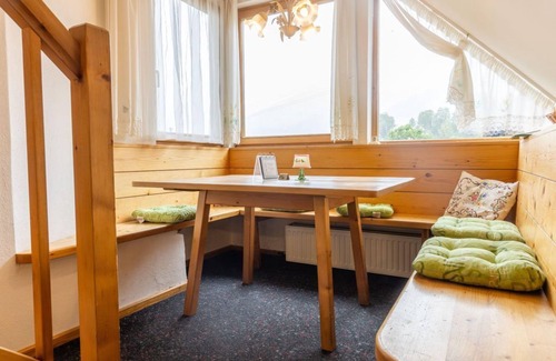 Weissenbach Apartment | Schwalbennest - 1 bedroom, living/sleeping area, shower/WC - Abenteuerhof Schiefer