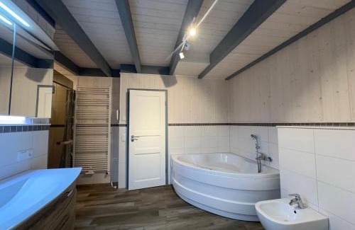 Mirow House | Schwan 308