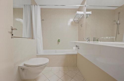 Altensteig Apartment | Schwarzwaldapartment Nr 27 30qm Zwei Einzel Betten Rustikal