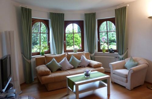 Lahr House | Schwarzwaldturmzimmer Lahr