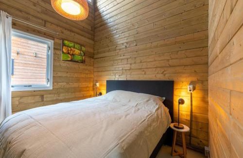 Zon en Schild House | Scilla
