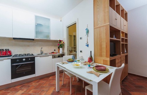 Monte Isola Apartment | Scorcio sul lago - Studio Apartment, Sleeps 3