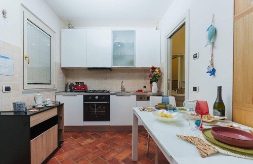 Monte Isola Apartment | Scorcio sul lago - Studio Apartment, Sleeps 3