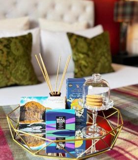 Tobermory House | Scotland Live Cosy Guest Room in Tobermory