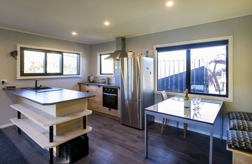 National Park Village House | Scott Base - National Park Holiday Home