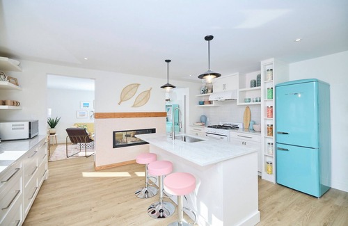 Crystal Beach Cottage | Scott McGillvary's Beachside Abode across from Stunning Bay Beach. New HOT TUB!