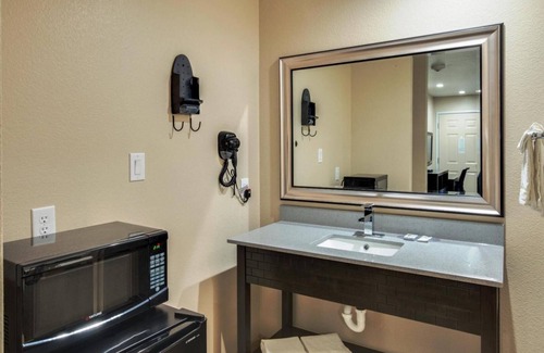 Fort Worth Hotel | Scottish Inns White Settlement
