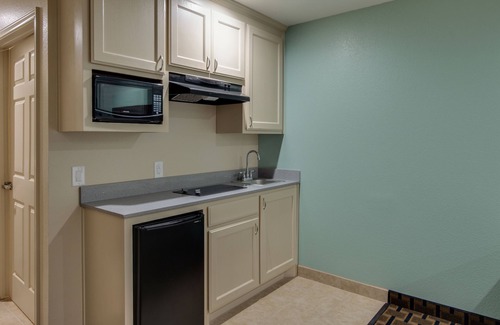 Fort Worth Hotel | Scottish Inns White Settlement