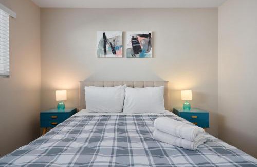 New Papago Parkway House | Scottsdale - 631 N 74th Pl