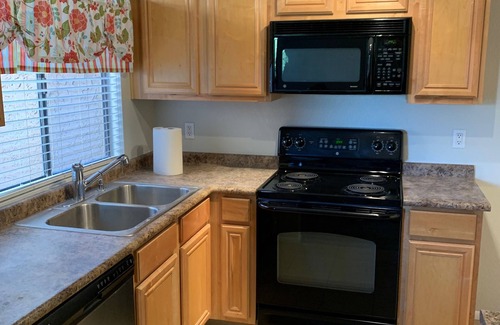 Paradise Valley Village Condo | Scottsdale Beauty 1 bed 1 bath Beautiful new furnishings