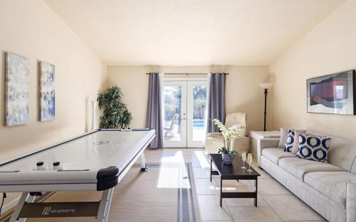 Sunset Ridge House | Scottsdale Classic- Pool Heat Available - Fire pit