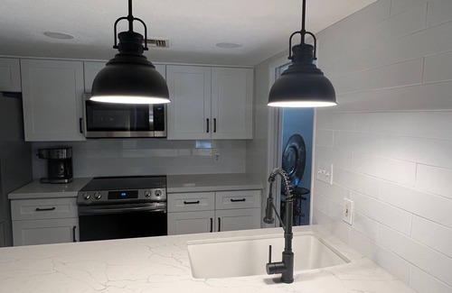 South Scottsdale House | Scottsdale Paradise - shopping, restaurants, trails, golf courses & more nearby