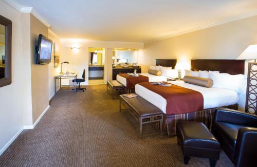 South Scottsdale Resort | Scottsdale Plaza Resort