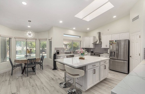 Paradise Park Vista House | Scottsdale Retreat 4 BR/3 BA # Pool #Lovely Backyard # Wifi # AC #