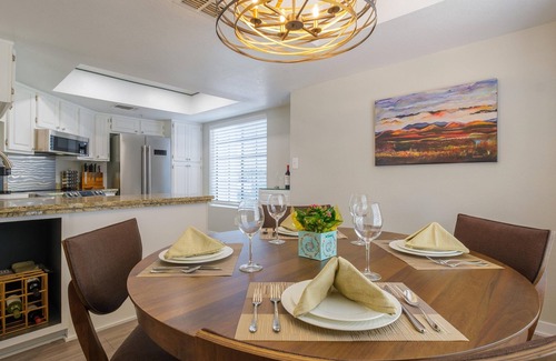 Village Four Condo | Scottsdale Winter Retreat