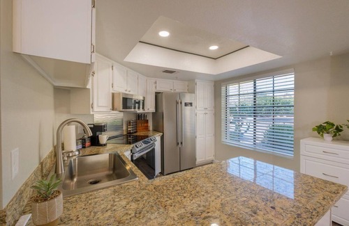Village Four Condo | Scottsdale Winter Retreat