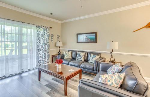 Central Myrtle Beach Apartment | Screened-In Patio Myrtle Beach Golf Condo