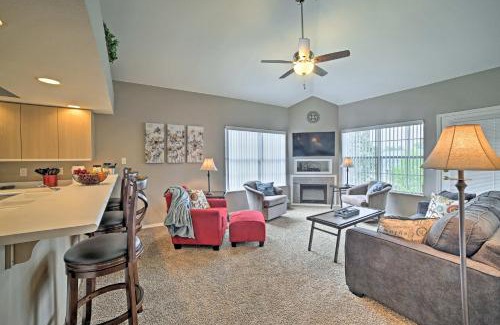 Table Rock Apartment | Screened Porch and Pool Access Condo in Branson