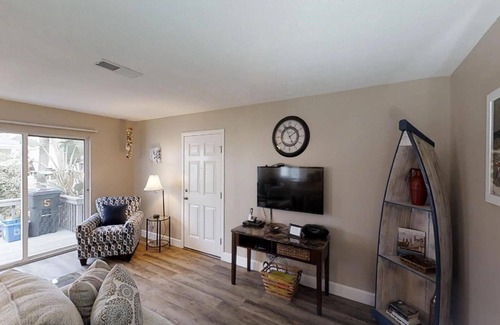 Surfcrest Village Cottage | SCV 5: Stand-Alone Cottage in Ocean-Front Community with Coastal Chic Vibes