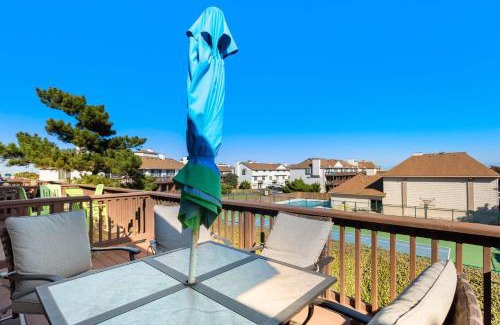 Kitty Hawk House | SDG8 - Wolfe