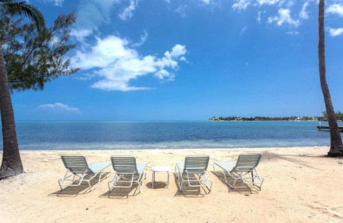 Rum Point House | Sea 2 Infinity by Grand Cayman Villas & Condos