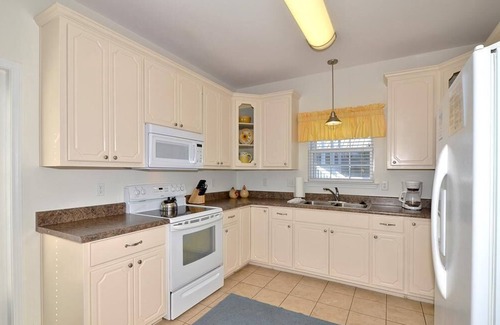 Crystal Beach House | Sea Belle | by Salt Water Vacations