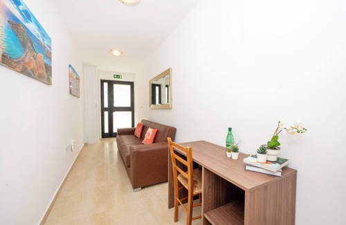 Bugibba Apartment | Sea Bliss Maisonette on the ground floor close to sea - by Getawaysmalta