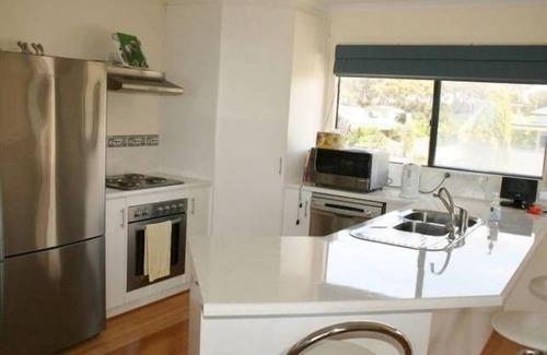 Port Vincent House | Sea-Breaze - An Oasis For The Whole Family