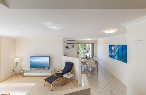 Nelson Bay House | Sea Breeze, 1,23 Stubby St Nelson Bay - Pet Friendly duplex with boat parking, air con and wi-fi