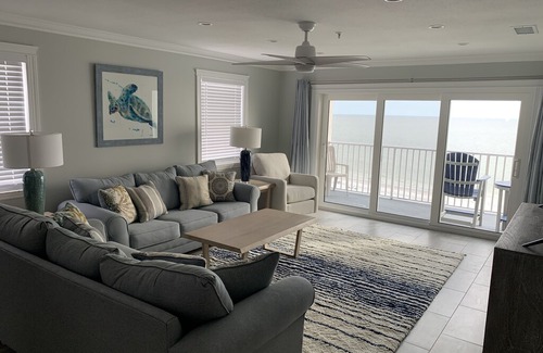 Madeira Beach Condo | Sea Breeze 701 2BR 2BA Gulf Front