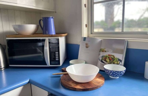 Mollymook Beach House | Sea Breeze Beach Shack